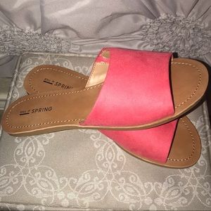 CALL IT SPRING SANDALS BRAND NEW SIZE 8!!!!